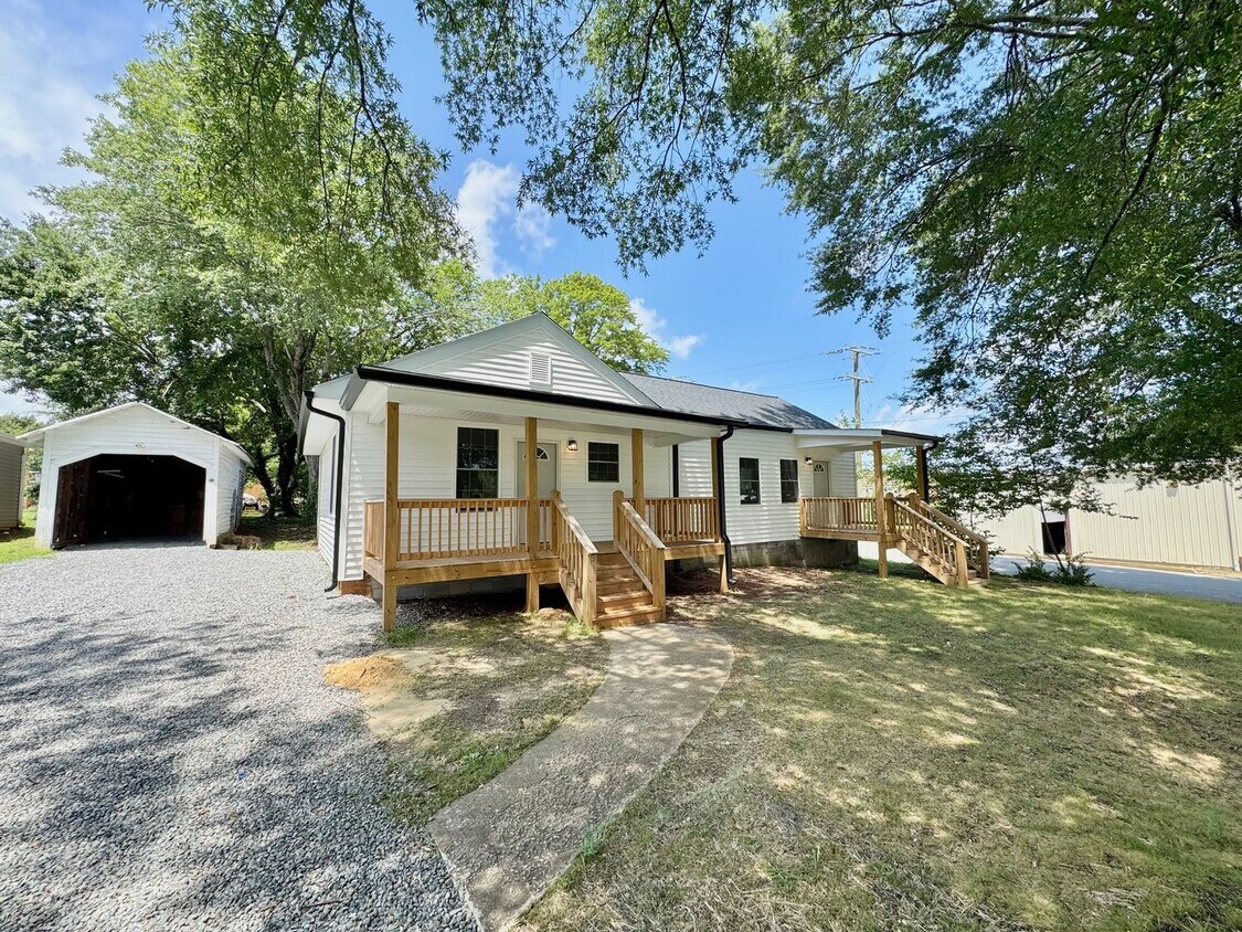 Foto principal - Your search ends here! Rent today!!
