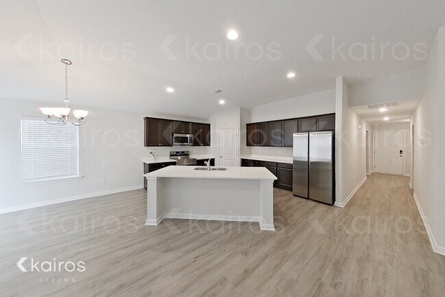 Building Photo - 26 Carrollton Dr