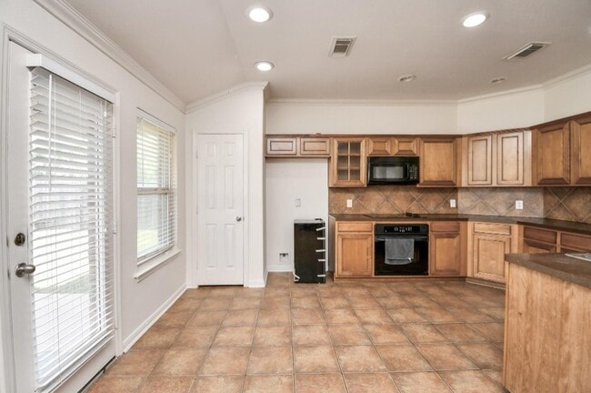 Building Photo - 12818 Schiller Park Ln