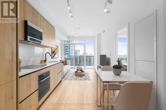 Building Photo - 117 Broadway Ave