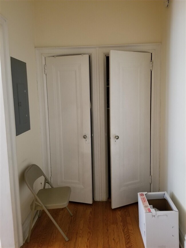 Foto del edificio - 63 Sherman Pl