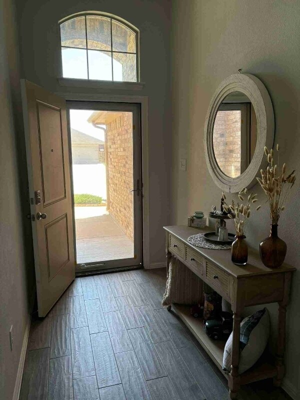 Foto del edificio - 9700 Snowbell Ln