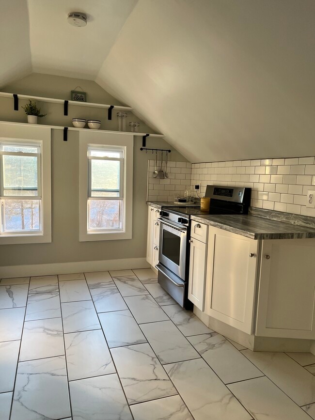 Kitchen - 65 Summer St