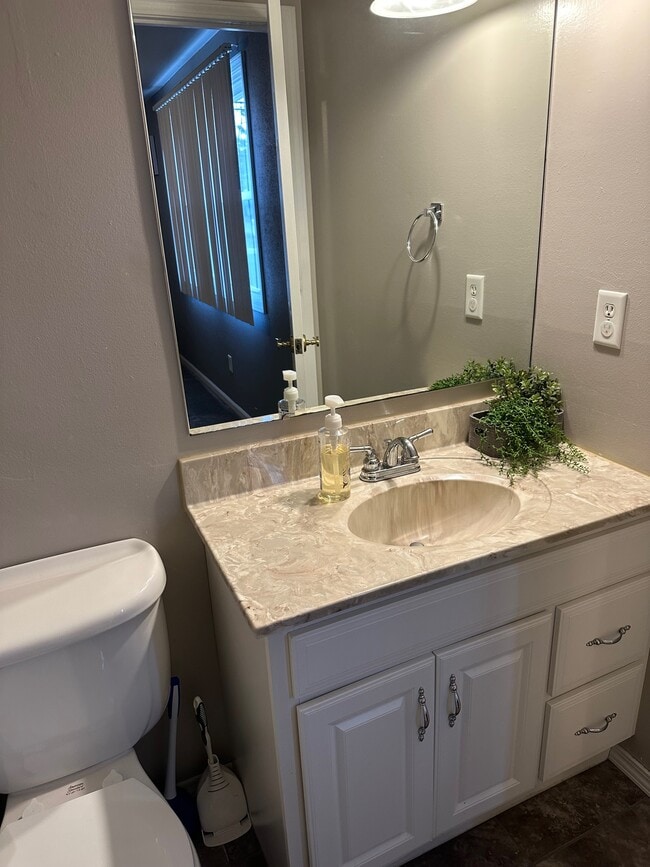 Foto del edificio - 5510 Westbreeze Trail