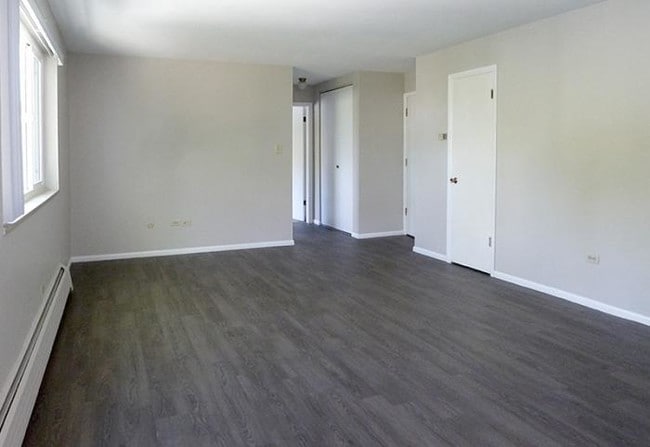 Building Photo - 1 bedroom in Denver CO 80210