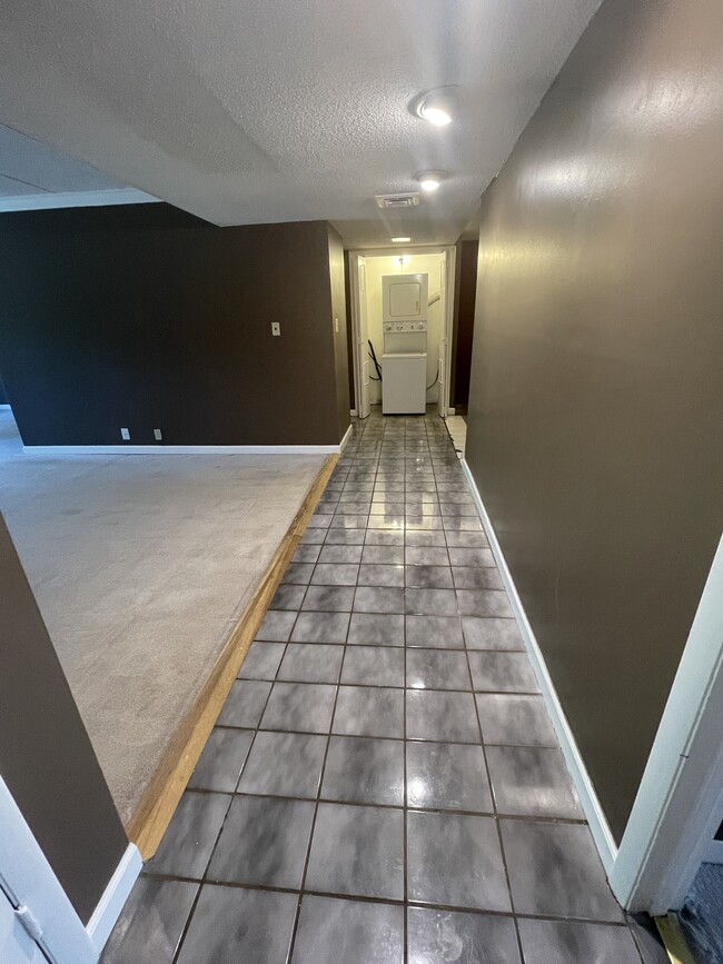 Hallway - 493 Canberra Dr