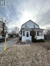 Building Photo - 162 Woodroffe Ave