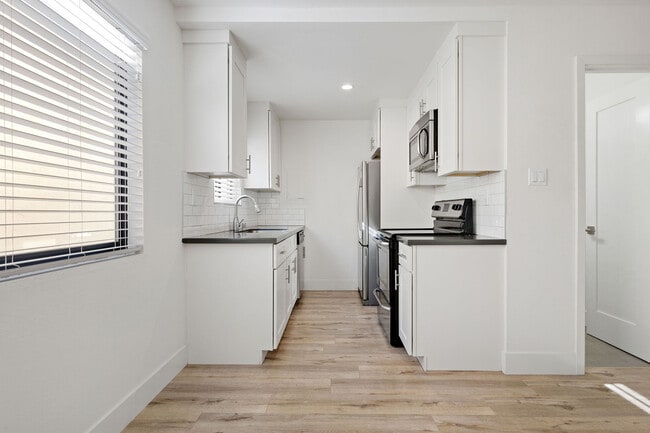 Building Photo - Pacific Apartment Homes