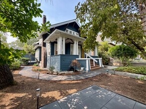 Building Photo - 2723 34th Ave S