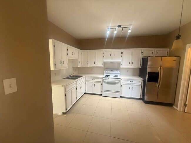 Foto del edificio - 2201 E 21st St