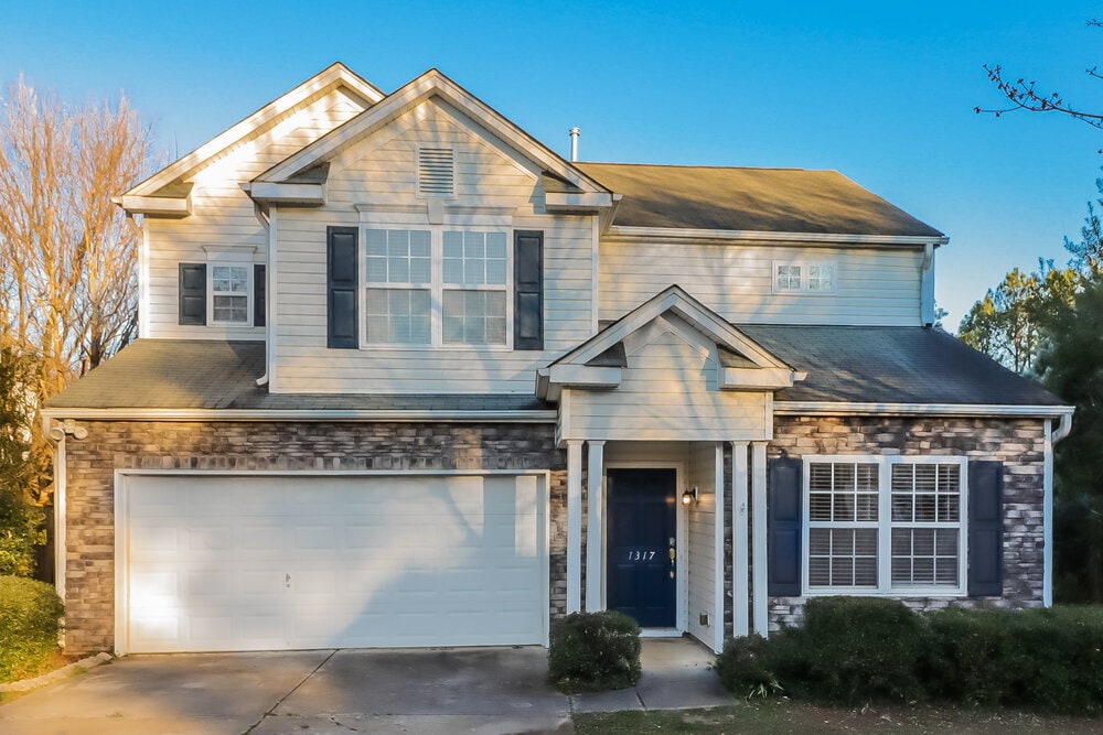 Foto principal - 1317 Crestfield Ct