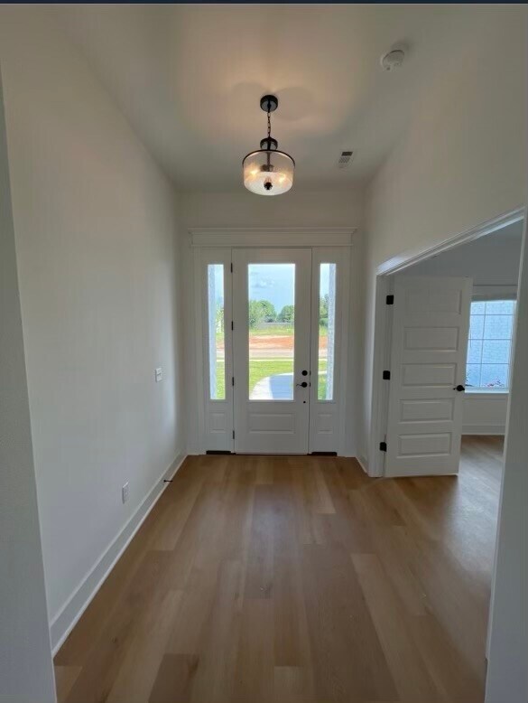 Foto del edificio - 5837 Lavender Ave