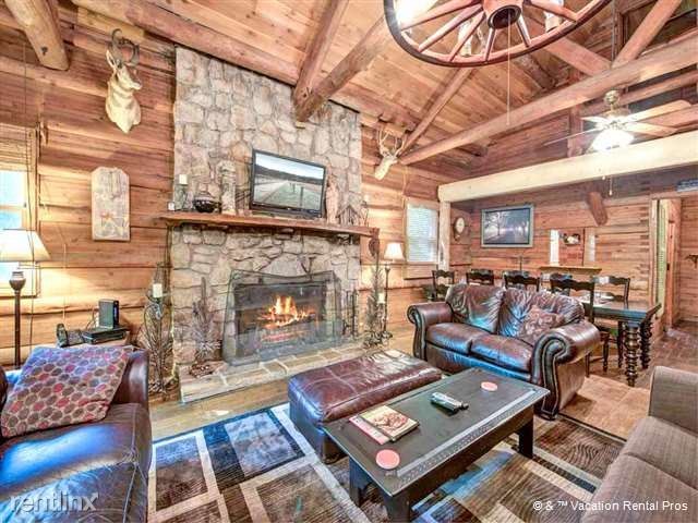 Building Photo - 4431 E Scenic Dr