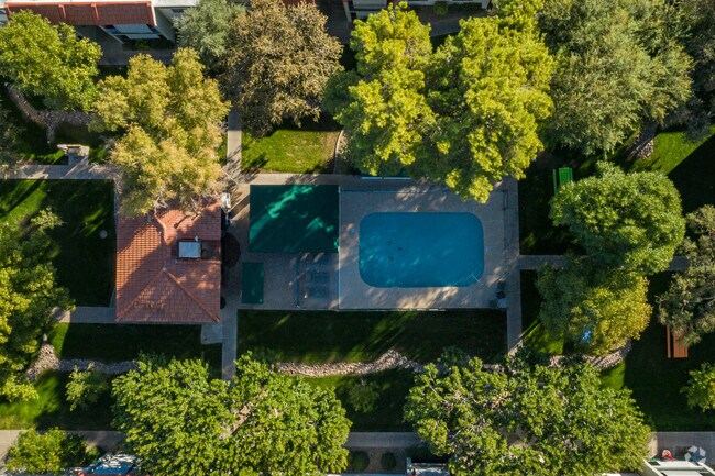 Patio encantador - Waylon Desert Haven