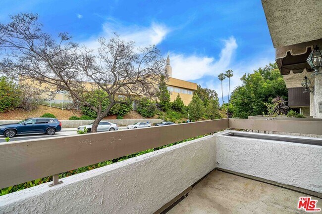 Foto del edificio - 1655 Selby Ave