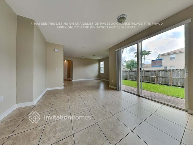 Foto del edificio - 11762 SW 152nd Path