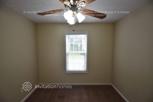 Building Photo - 4949 Lighthouse Pointe