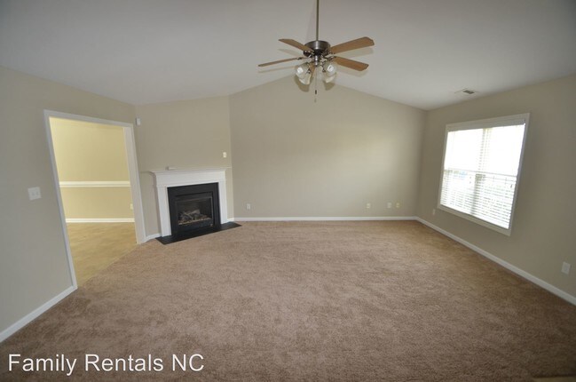 Building Photo - 849 Fairfield Cir