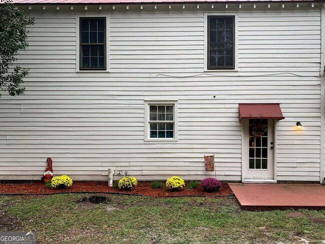 Building Photo - 302 Jefferson St