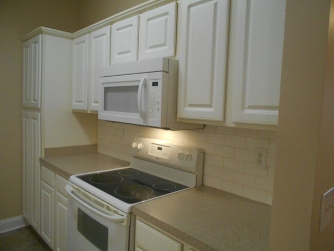 Foto del edificio - 3 bedroom, 2 bath condo at Fountain Pointe