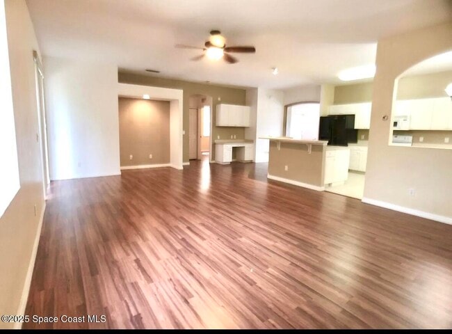 Building Photo - 3660 Hickory Park Dr
