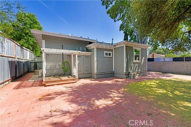 Building Photo - 1333 S Park Ave