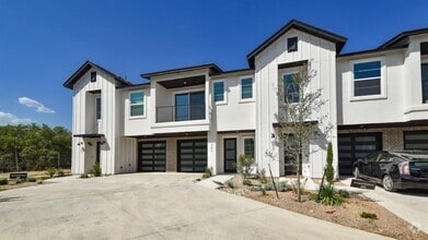 Building Photo - 12001 Vista Parke Dr