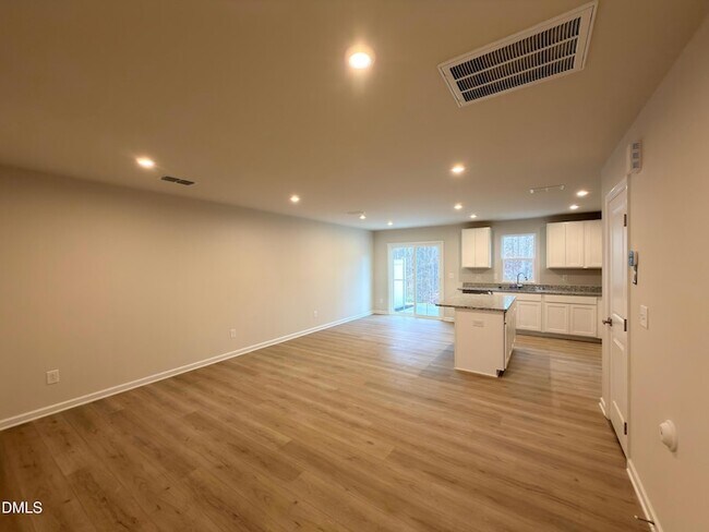 Foto del edificio - 6618 Gibraltar Rock Dr