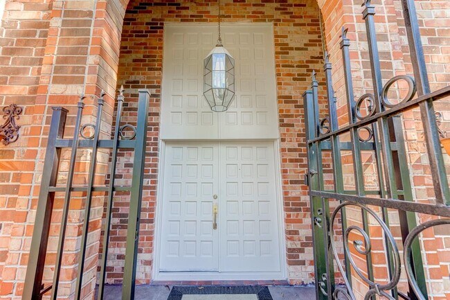 Building Photo - 4122 Oxhill Rd