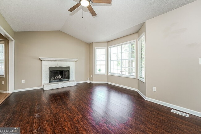 Building Photo - 3230 Westview Terrace