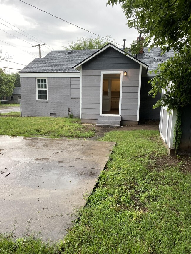 Photo - 2137 NE 20th St House