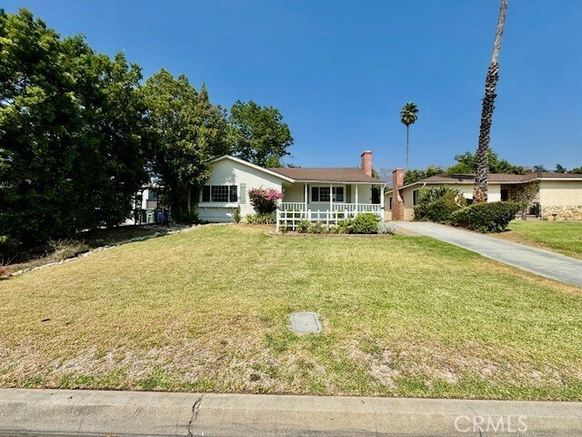 Building Photo - 45 E Mariposa St