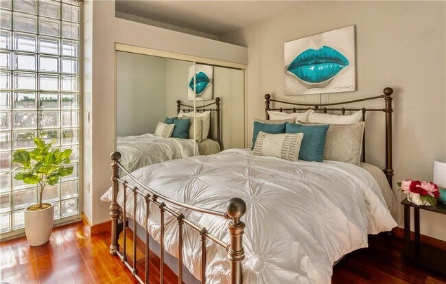 Foto del edificio - 1425 Western Ave