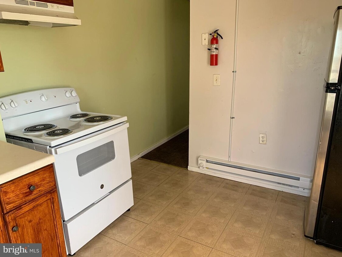 101 E Madison Ave, Clifton Heights, PA 19018 Townhome Rentals in