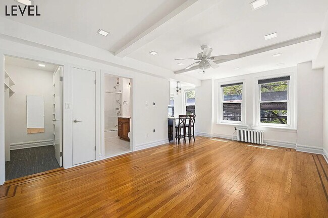 Foto del edificio - 200 W 108th St