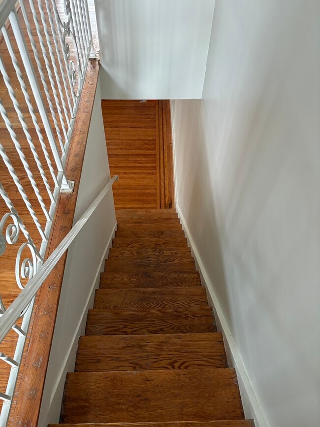 Building Photo - 209 N Wycombe Ave