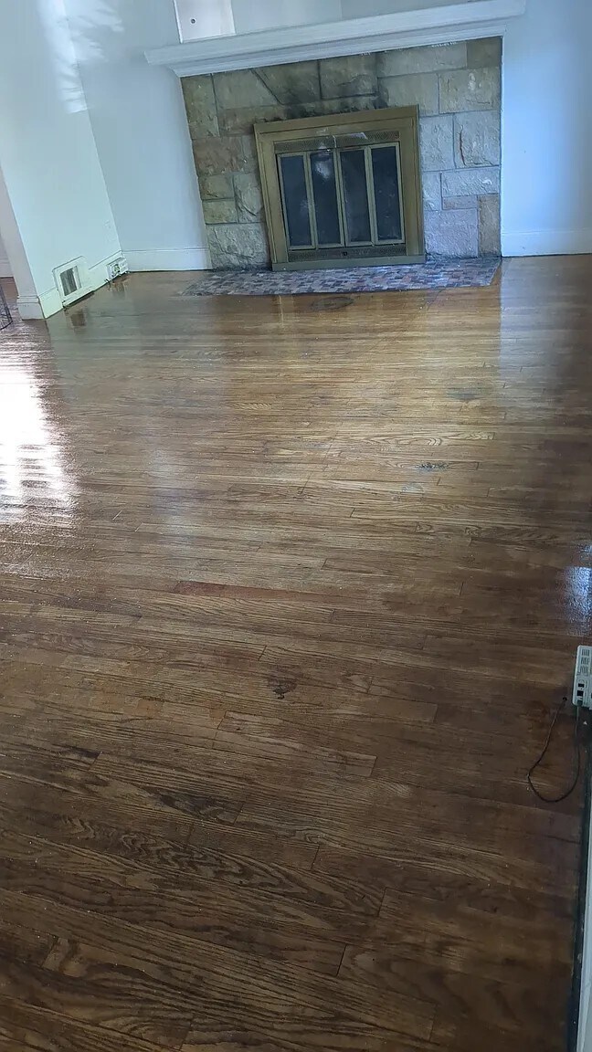 Foto del edificio - 16611 Lauder St