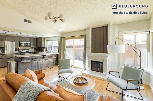 Building Photo - 13064 Trail Dust Ave
