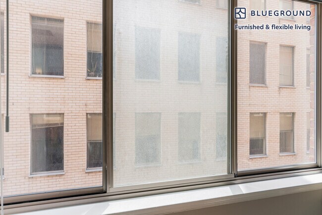 Foto del edificio - 2140 L St NW