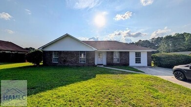 Building Photo - 1801 Dunlevie Rd