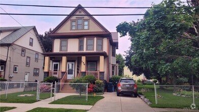 Building Photo - 176 Milnor Ave