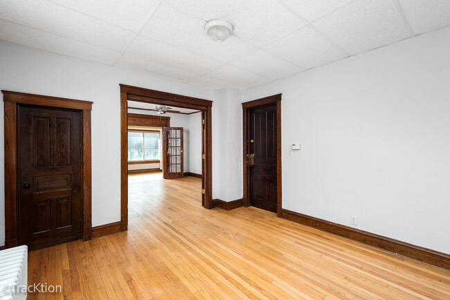 Foto del edificio - 6733-6731 31st St