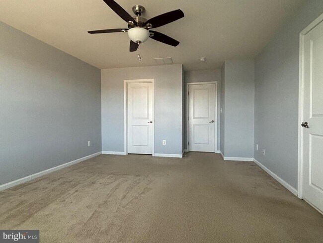 Foto del edificio - 212 Fiesta Drive