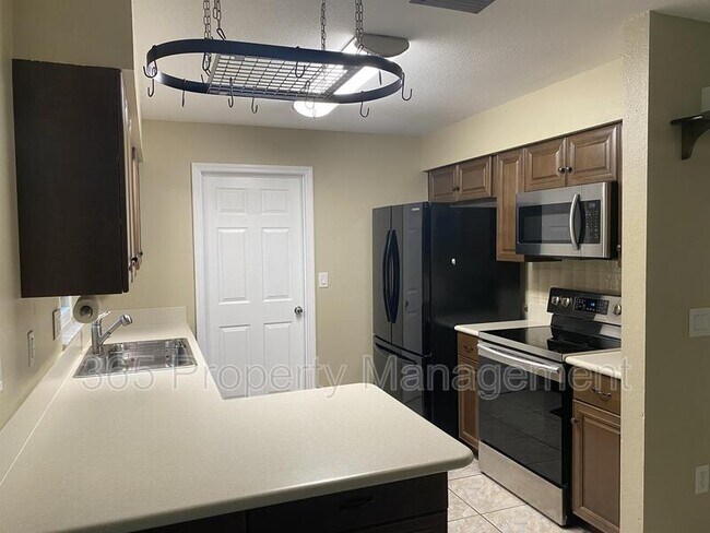 Building Photo - 1510 Orlando Blvd
