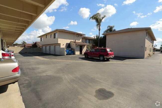 Building Photo - 2543 Winston Rd