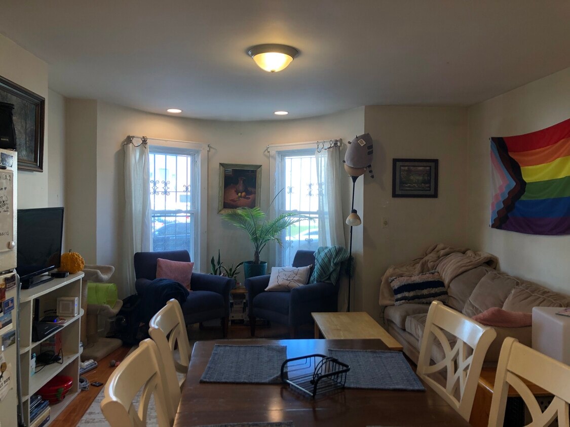 Photo - 104 Hammond St. Unit 3