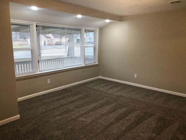 Foto del edificio - 2 Bedroom Ranch