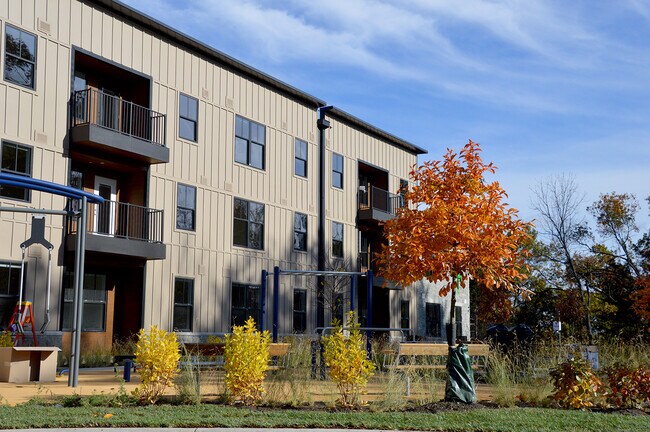 Foto del edificio - Golden Hill