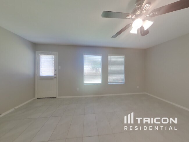Foto del edificio - 1612 Clairborne Ct