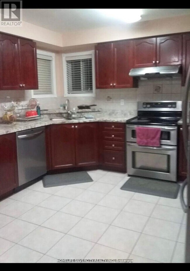 Photo du bâtiment - 30 Sheepberry Terrace